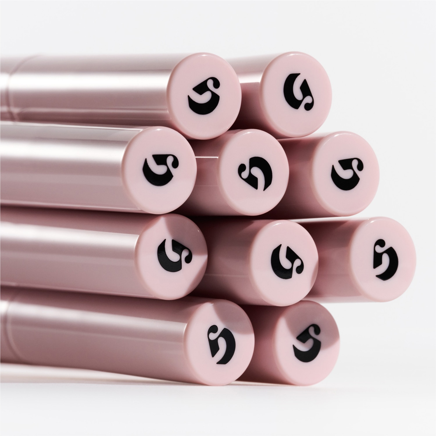 PRO-TIP LONG-WEARING LIQUID EYELINER PEN (DELINEADOR DE OJOS LÍQUDO)
